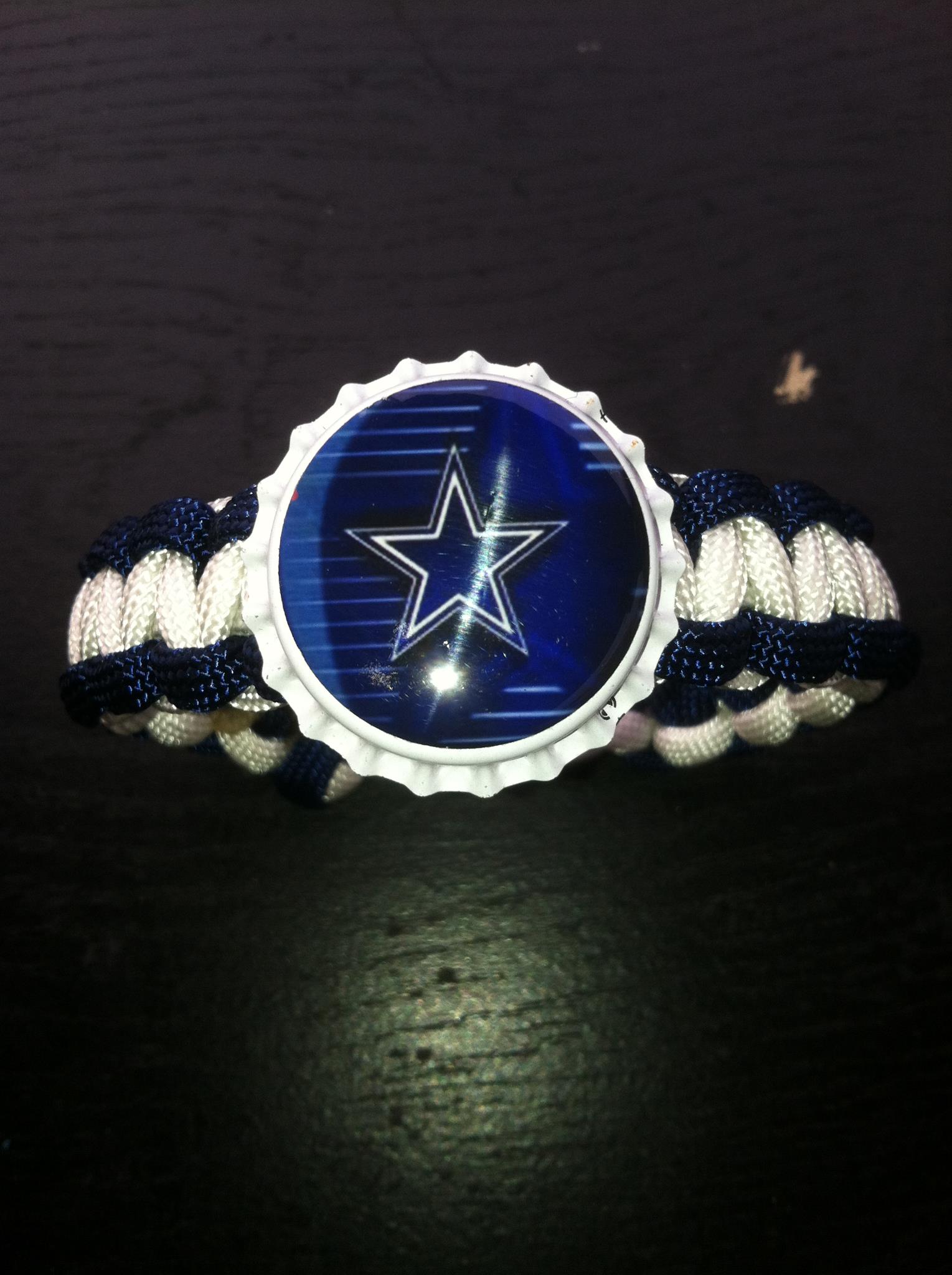 Dallas Cowboys Bottlecap Paracord Bracelet-